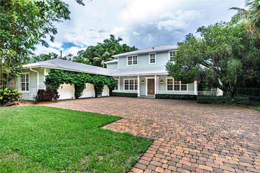 For Sale: $4,600,000 (4 beds, 4 baths, 4804 Square Feet)