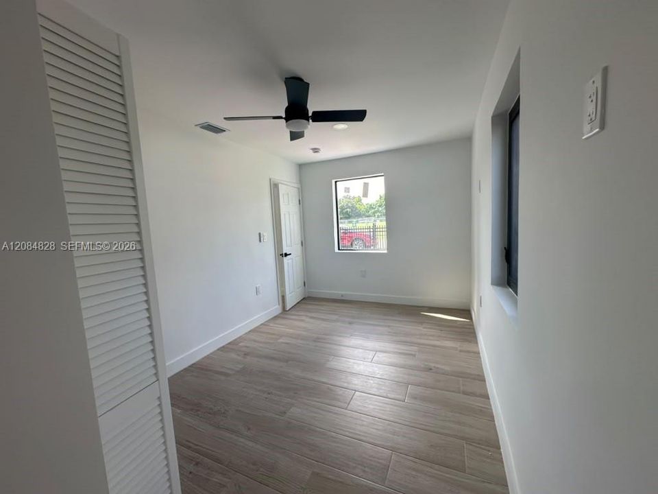 En Renta: $3,300 (3 camas, 2 baños, 900 Pies cuadrados)