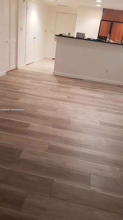 For Rent: $2,300 (0 beds, 1 baths, 507 Square Feet)