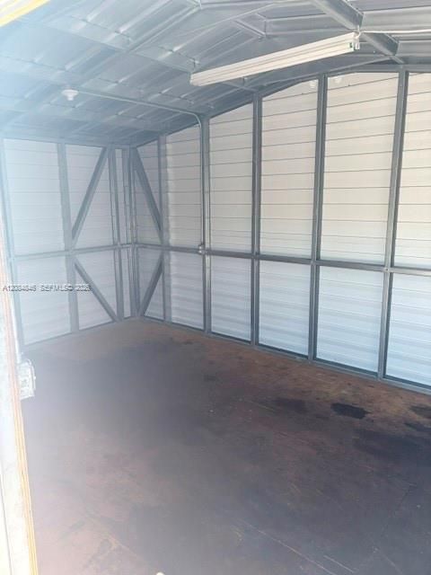 For Sale: $400,000 (2 beds, 1 baths, 910 Square Feet)