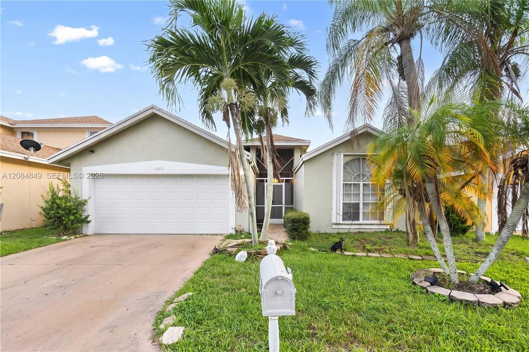 For Sale: $419,999 (3 beds, 2 baths, 1588 Square Feet)