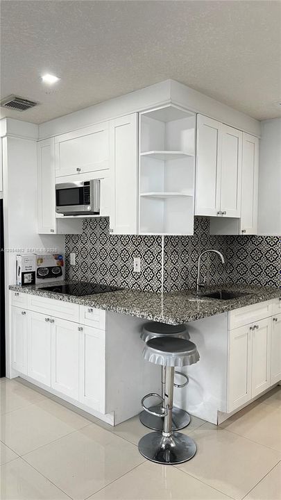 В аренду: $1,800 (1 спален, 1 ванн, 1453 Квадратных фут)