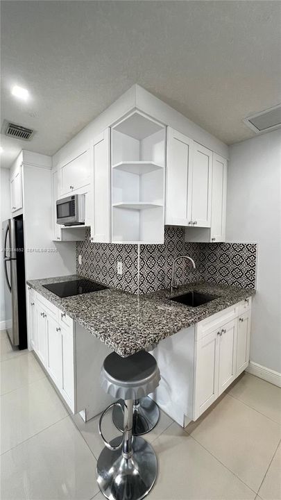 В аренду: $1,800 (1 спален, 1 ванн, 1453 Квадратных фут)