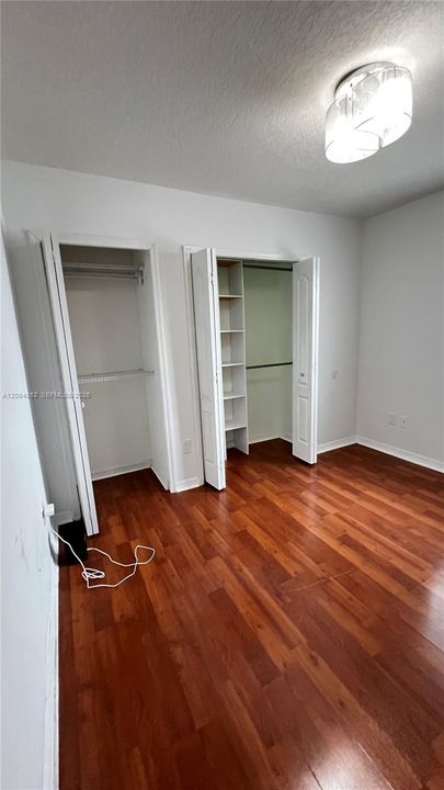 В аренду: $1,800 (1 спален, 1 ванн, 1453 Квадратных фут)