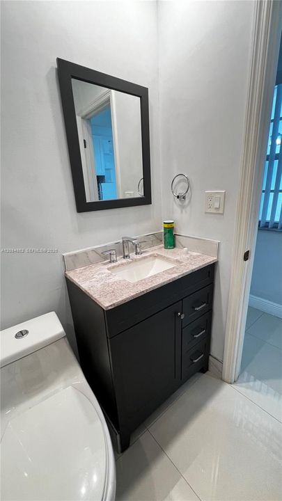 В аренду: $1,800 (1 спален, 1 ванн, 1453 Квадратных фут)