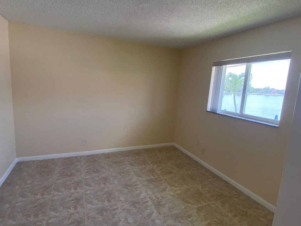 crysa lakes 209 bed
