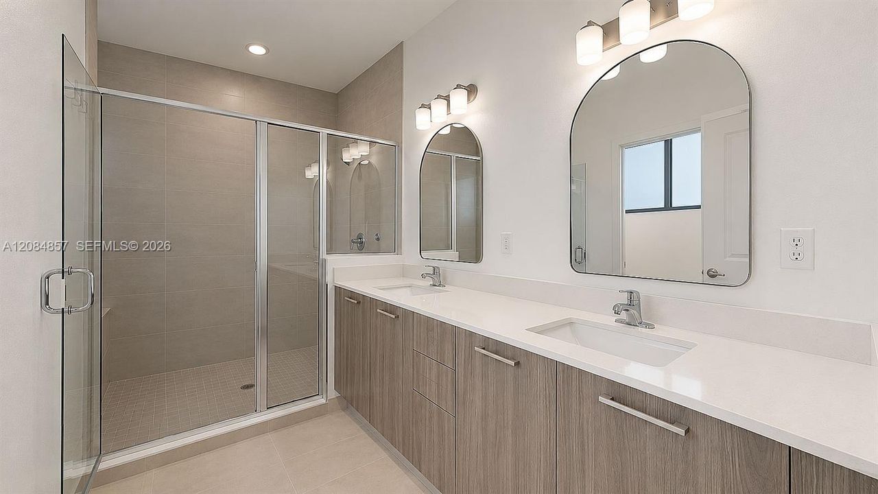 For Sale: $699,999 (4 beds, 3 baths, 2534 Square Feet)