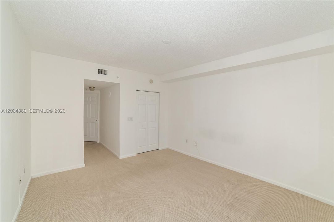 На продажу: $427,900 (2 спален, 2 ванн, 1116 Квадратных фут)