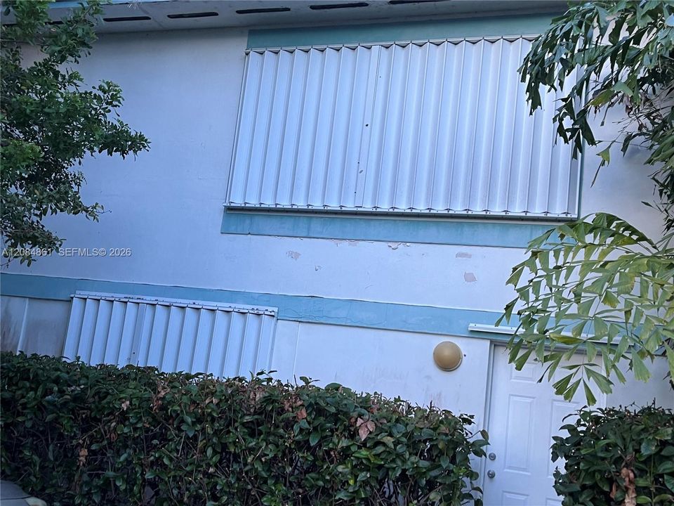 En Venta: $1,799,000 (4 camas, 3 baños, 2061 Pies cuadrados)