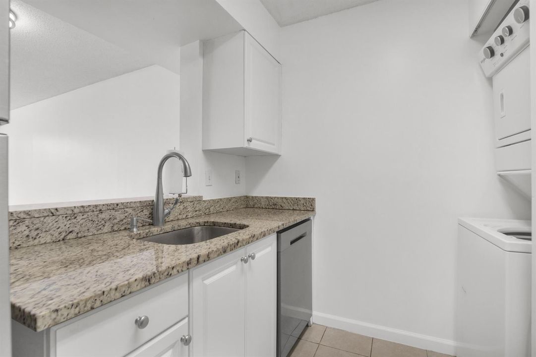 1341 SE 3rd Ave unit 112-2