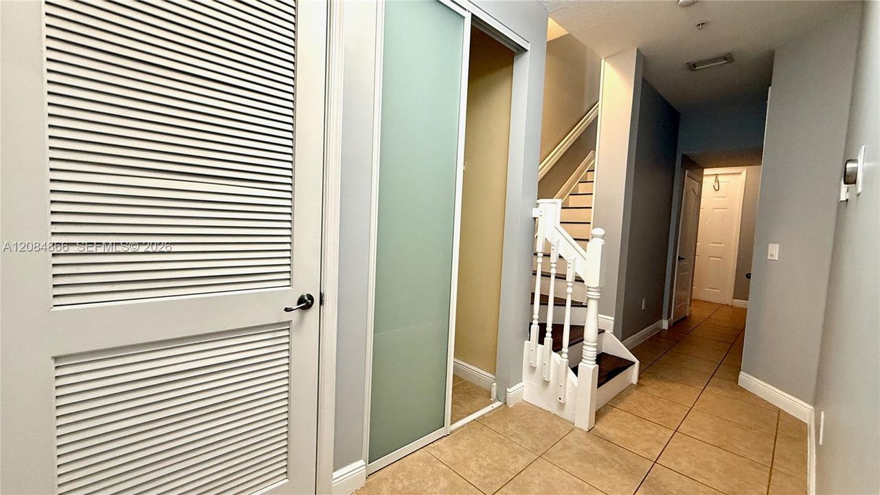 For Rent: $4,100 (3 beds, 3 baths, 2334 Square Feet)