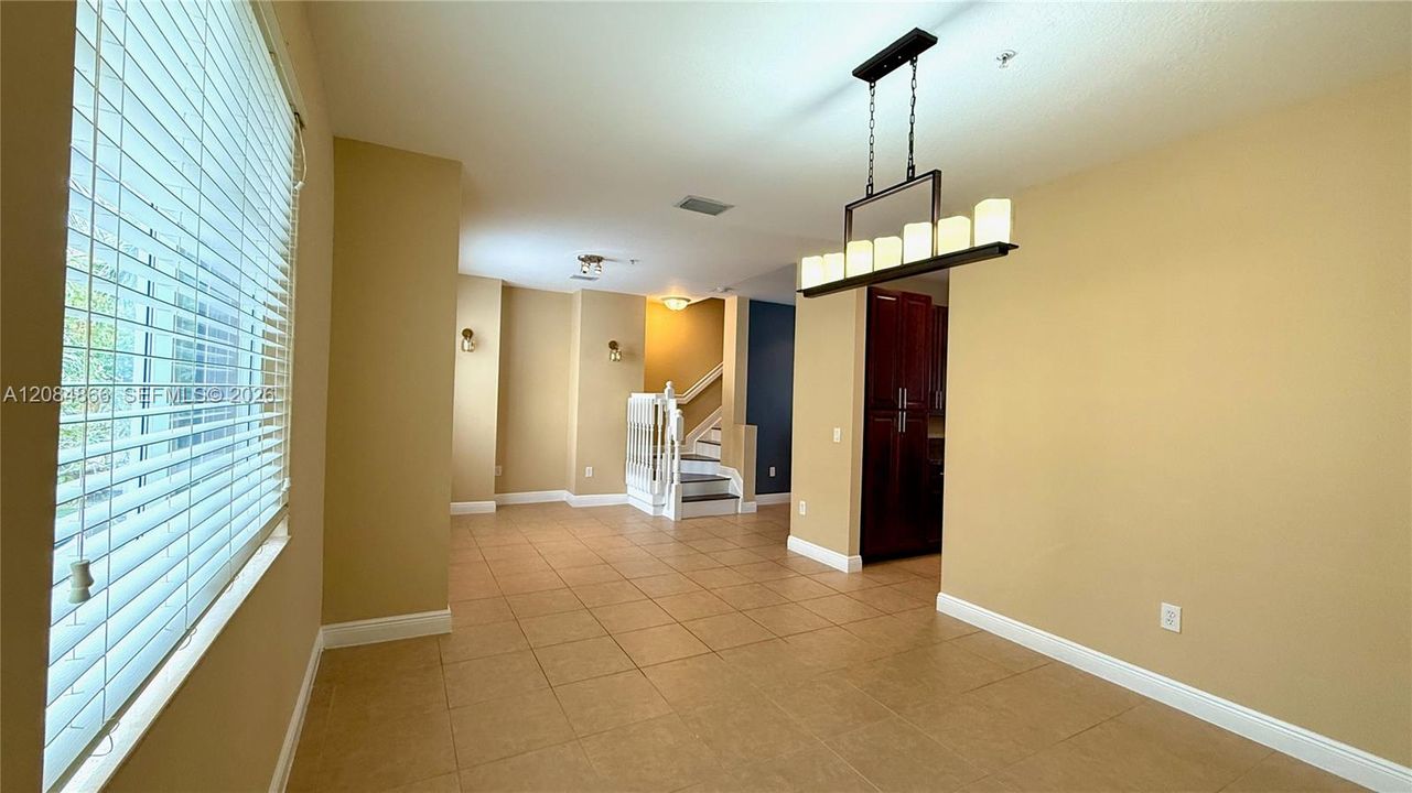 For Rent: $4,100 (3 beds, 3 baths, 2334 Square Feet)