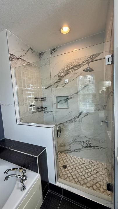For Rent: $4,100 (3 beds, 3 baths, 2334 Square Feet)