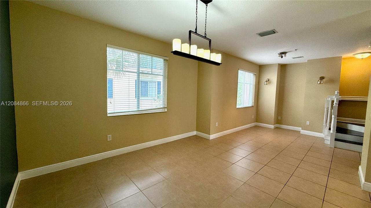 For Rent: $4,100 (3 beds, 3 baths, 2334 Square Feet)