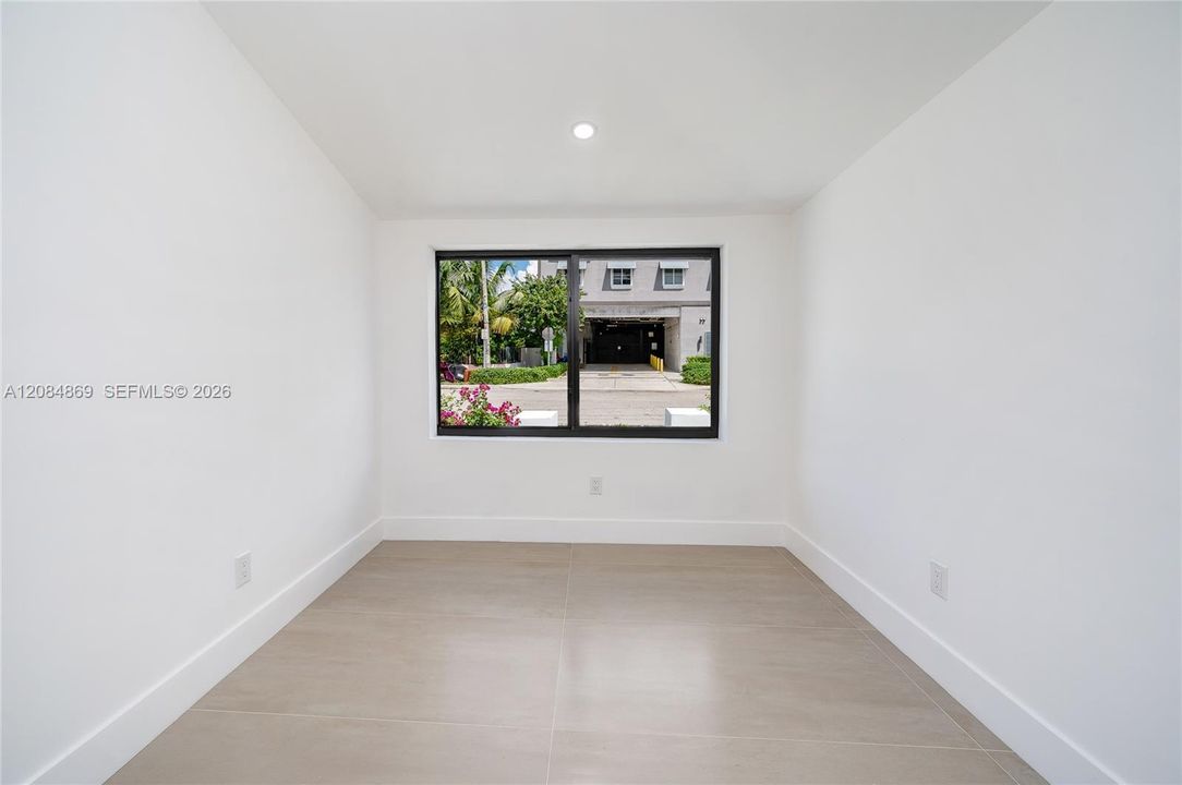 For Sale: $837,000 (3 beds, 2 baths, 1397 Square Feet)