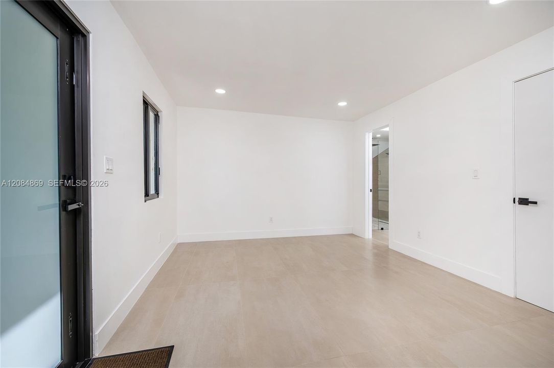 For Sale: $837,000 (3 beds, 2 baths, 1397 Square Feet)