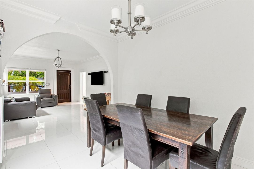 На продажу: $950,000 (3 спален, 2 ванн, 1540 Квадратных фут)