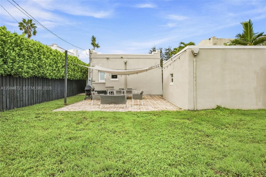 На продажу: $950,000 (3 спален, 2 ванн, 1540 Квадратных фут)
