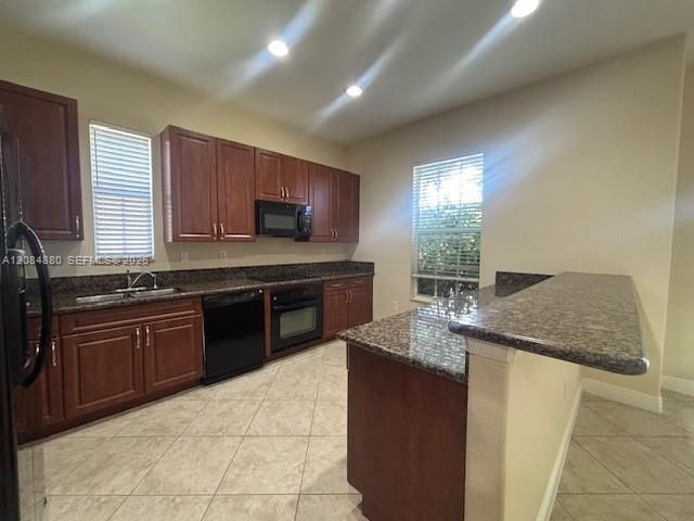 For Rent: $3,400 (3 beds, 2 baths, 1888 Square Feet)
