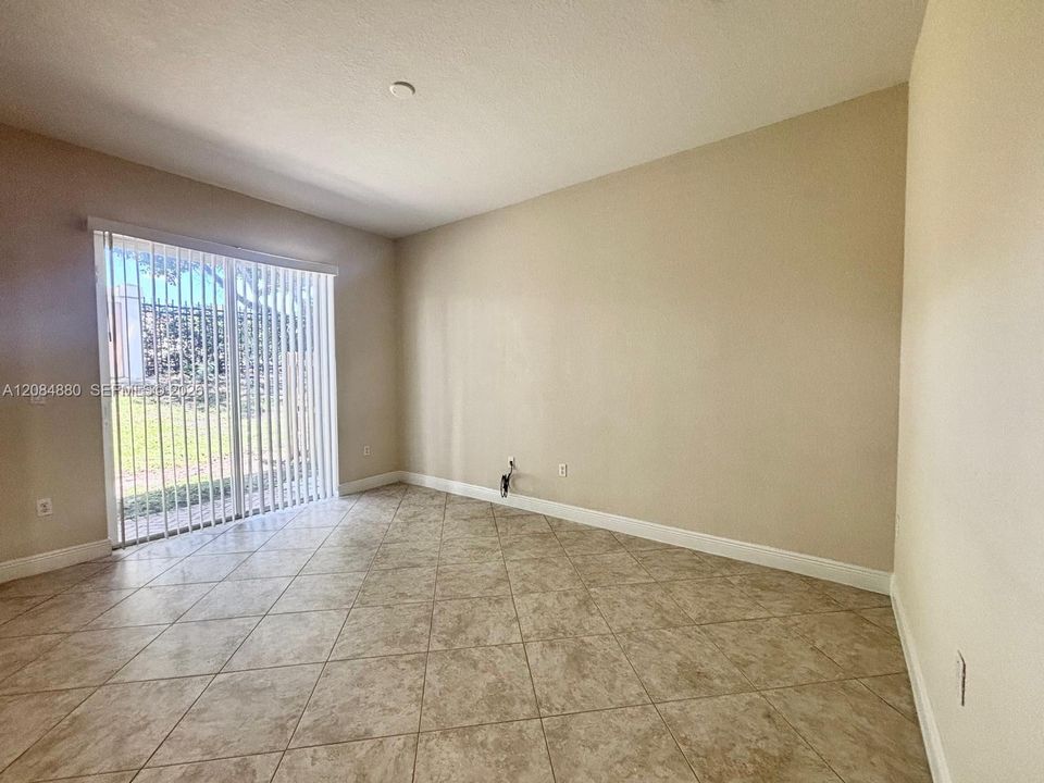 For Rent: $3,400 (3 beds, 2 baths, 1888 Square Feet)