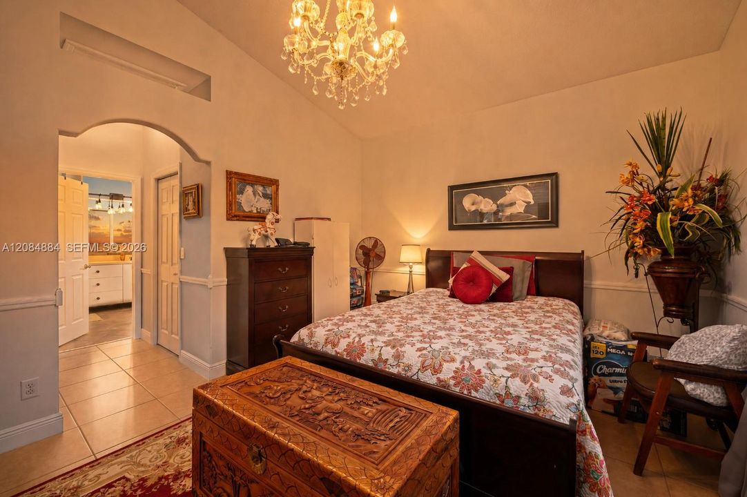 For Sale: $649,900 (3 beds, 2 baths, 1542 Square Feet)
