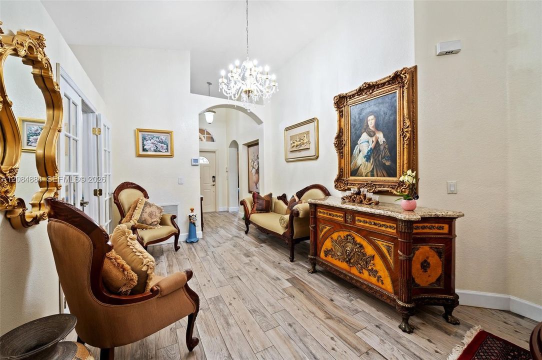 For Sale: $649,900 (3 beds, 2 baths, 1542 Square Feet)