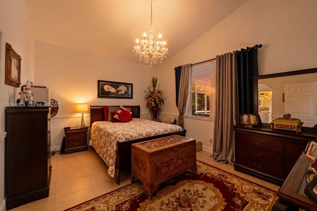 For Sale: $649,900 (3 beds, 2 baths, 1542 Square Feet)
