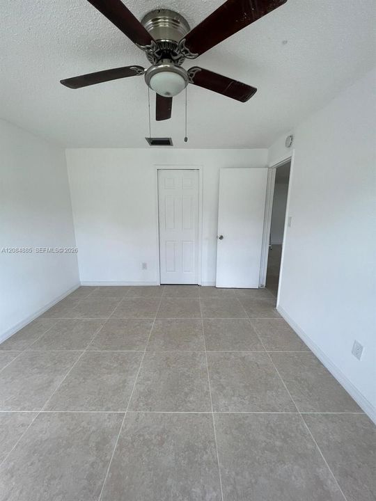 For Rent: $2,500 (5 beds, 2 baths, 1602 Square Feet)