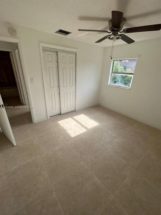 For Rent: $2,500 (5 beds, 2 baths, 1602 Square Feet)