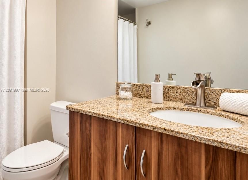 For Rent: $2,600 (1 beds, 1 baths, 663 Square Feet)
