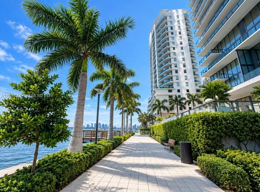 Just steps from the Baywalk .