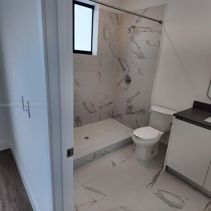 For Rent: $2,850 (3 beds, 2 baths, 1558 Square Feet)