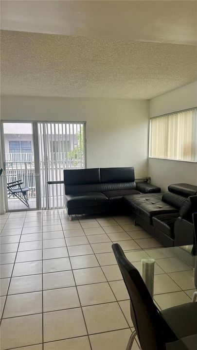 En Renta: $2,250 (2 camas, 1 baños, 1024 Pies cuadrados)