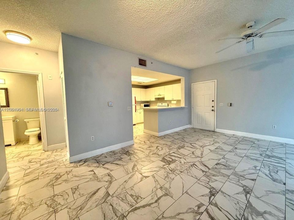 En Venta: $239,000 (1 camas, 1 baños, 794 Pies cuadrados)