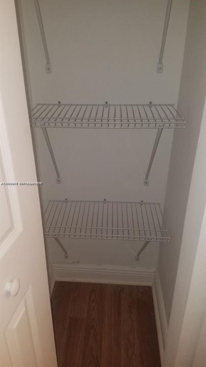 В аренду: $2,250 (2 спален, 2 ванн, 1030 Квадратных фут)