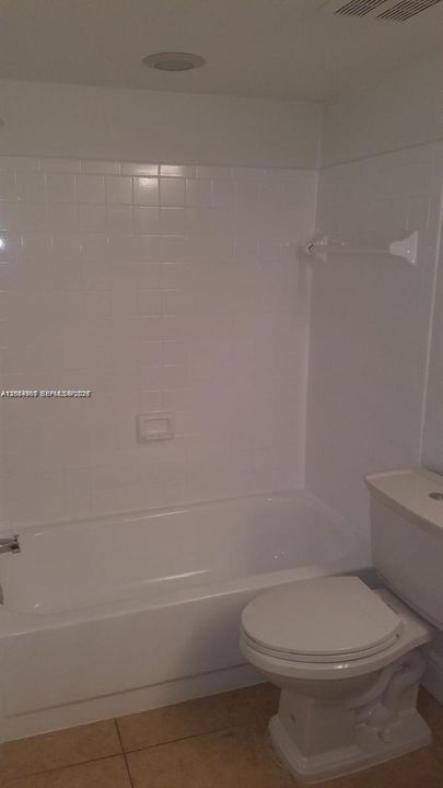 В аренду: $2,250 (2 спален, 2 ванн, 1030 Квадратных фут)