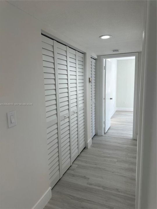 В аренду: $2,500 (2 спален, 2 ванн, 1106 Квадратных фут)