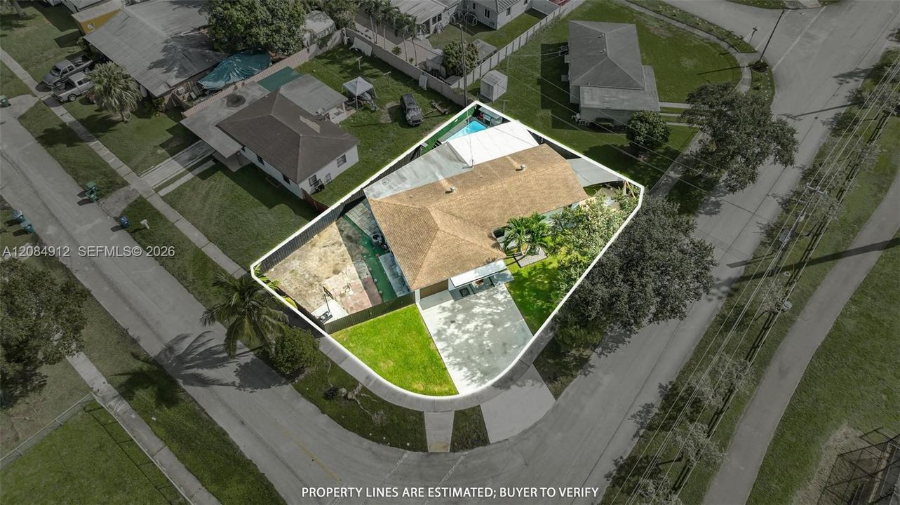 Activo con contrato: $720,000 (5 camas, 3 baños, 1567 Pies cuadrados)