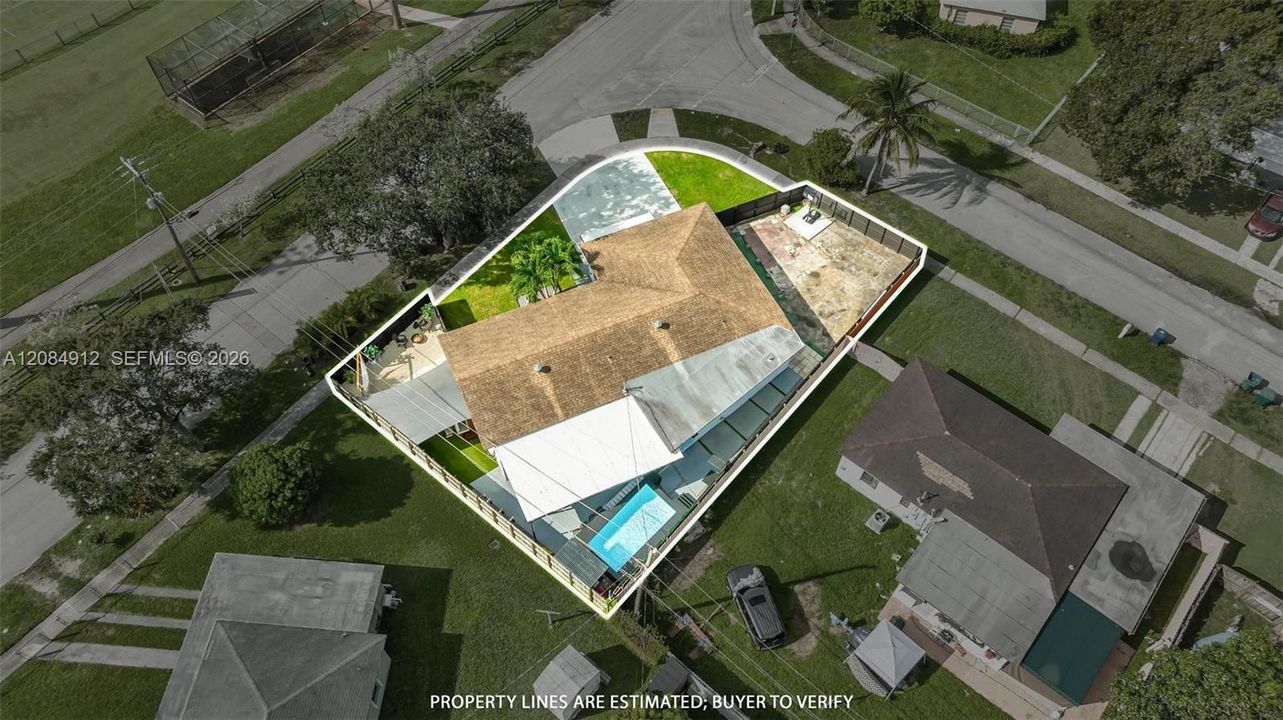 Activo con contrato: $720,000 (5 camas, 3 baños, 1567 Pies cuadrados)