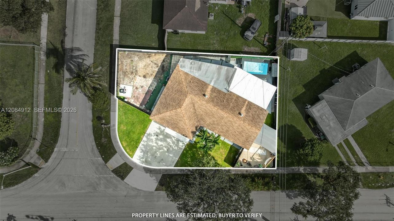 Activo con contrato: $720,000 (5 camas, 3 baños, 1567 Pies cuadrados)