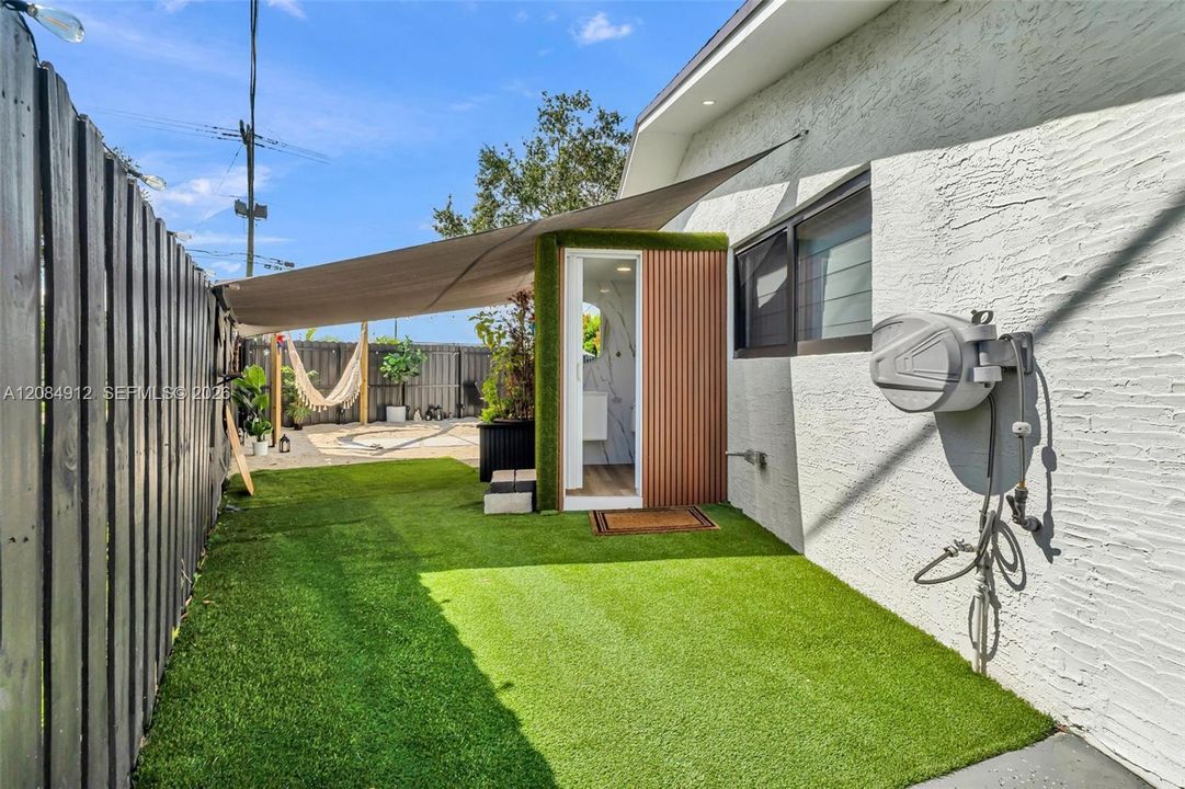 Activo con contrato: $720,000 (5 camas, 3 baños, 1567 Pies cuadrados)