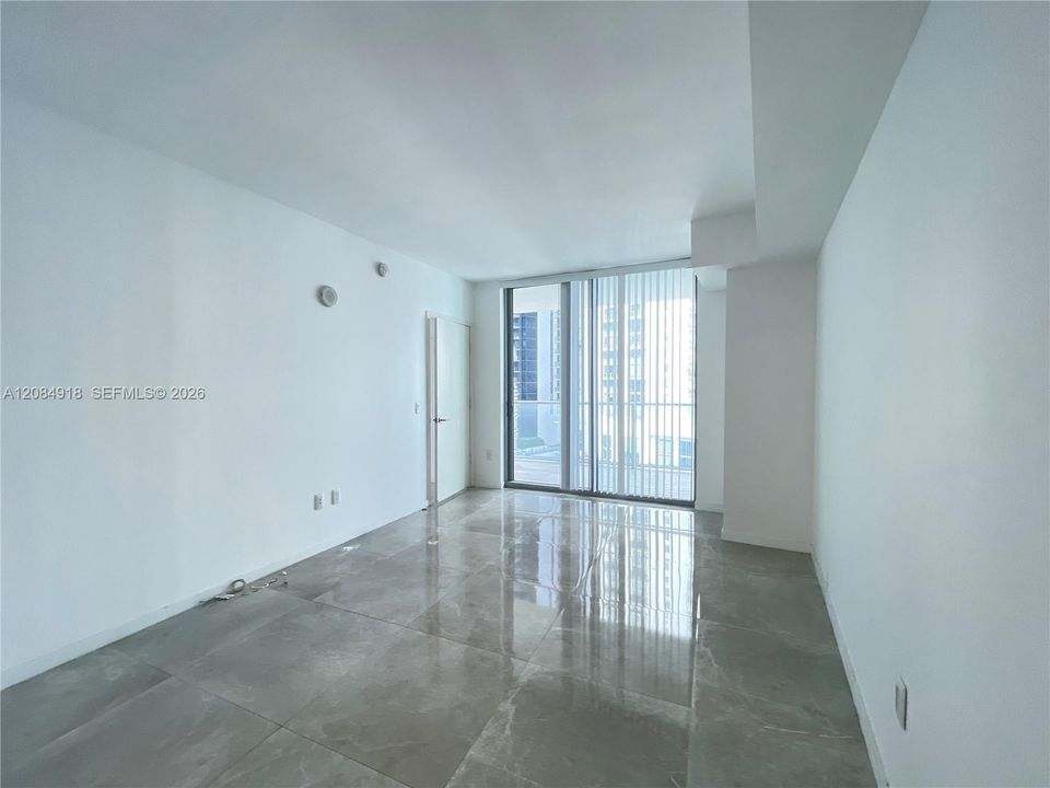 Active With Contract: $4,350 (2 beds, 2 baths, 1165 Square Feet)