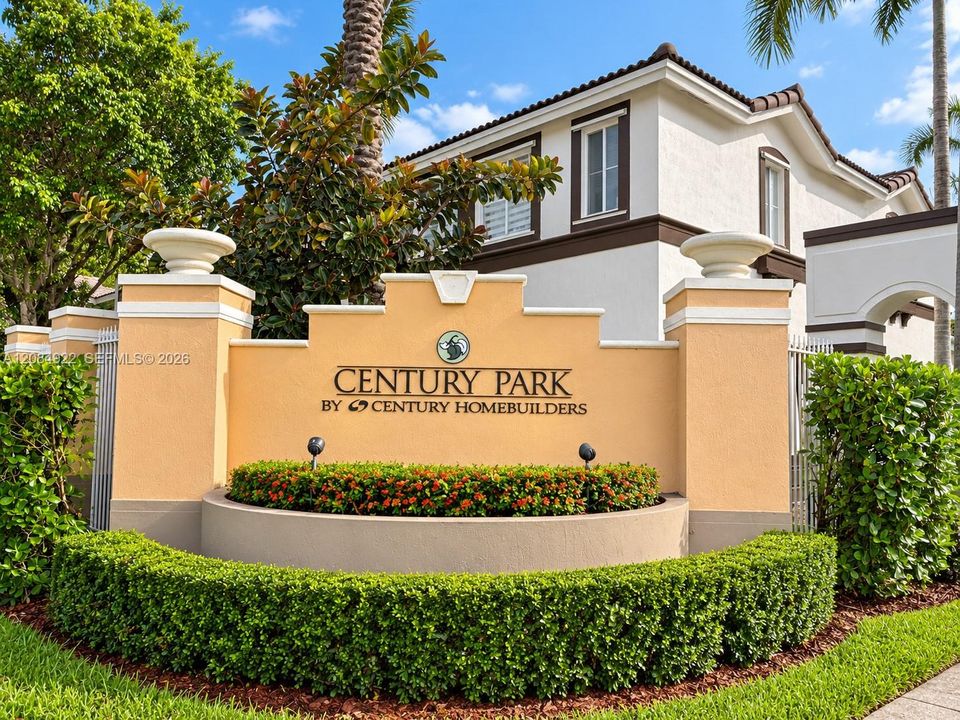 For Sale: $398,000 (2 beds, 2 baths, 1206 Square Feet)