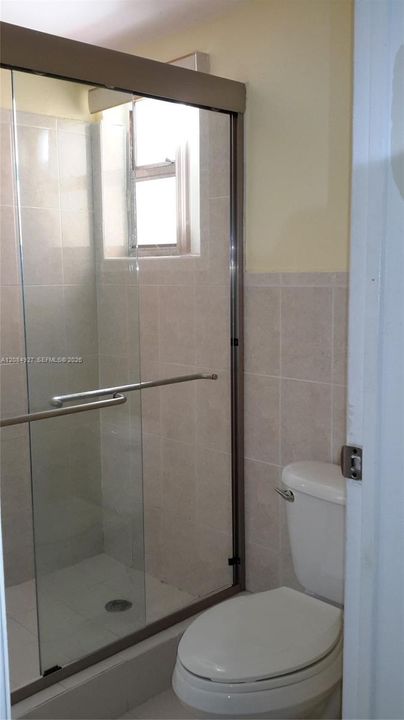 В аренду: $2,200 (2 спален, 2 ванн, 1020 Квадратных фут)
