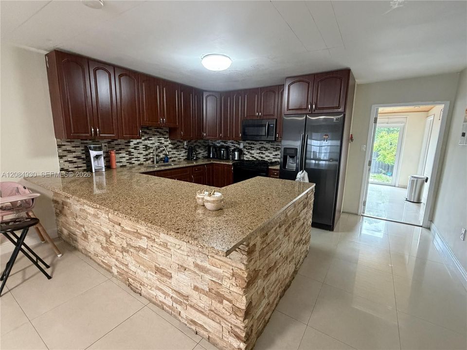 For Sale: $394,900 (3 beds, 2 baths, 0 Square Feet)