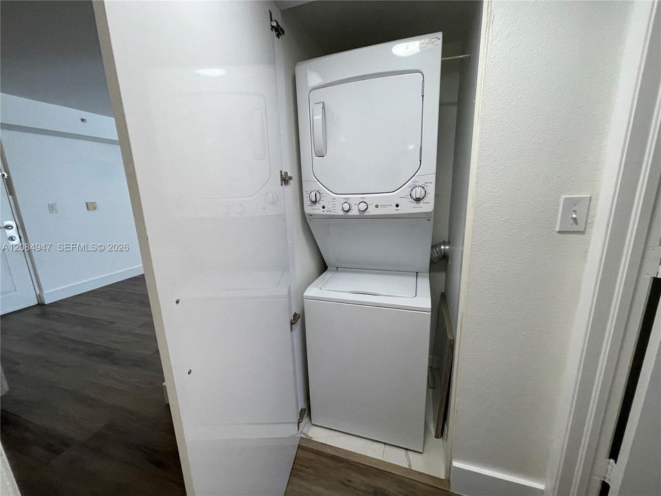 В аренду: $2,200 (1 спален, 1 ванн, 743 Квадратных фут)