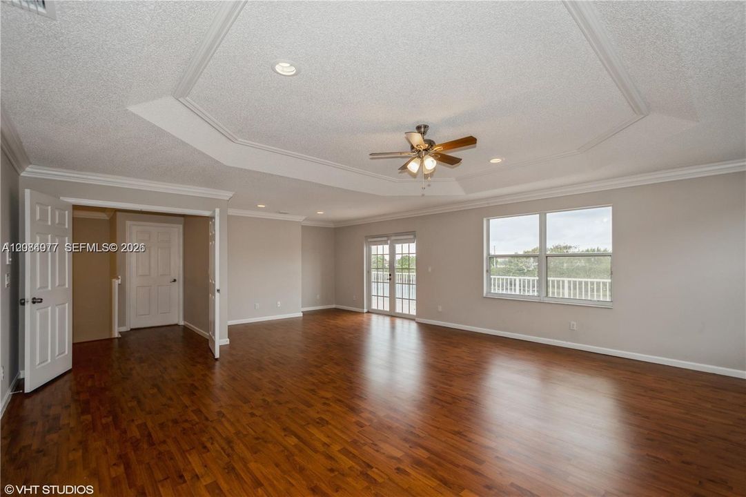 For Sale: $1,150,000 (4 beds, 3 baths, 3488 Square Feet)