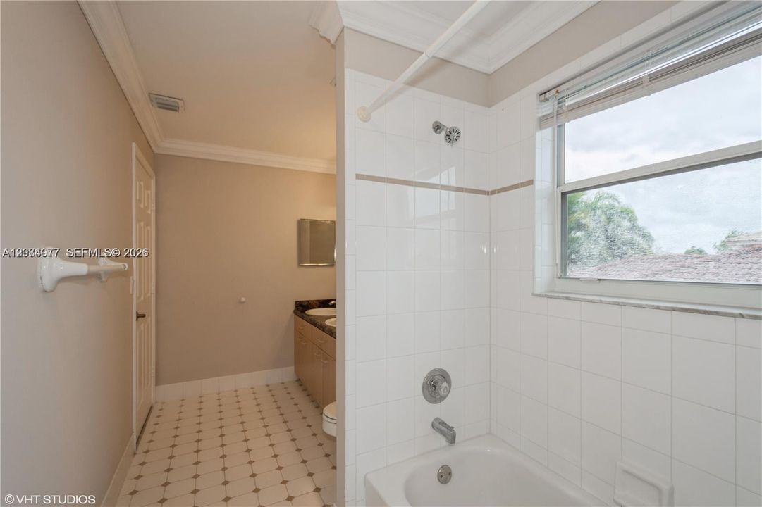 For Sale: $1,150,000 (4 beds, 3 baths, 3488 Square Feet)