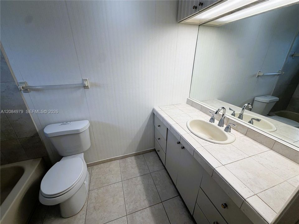В аренду: $1,750 (1 спален, 1 ванн, 700 Квадратных фут)
