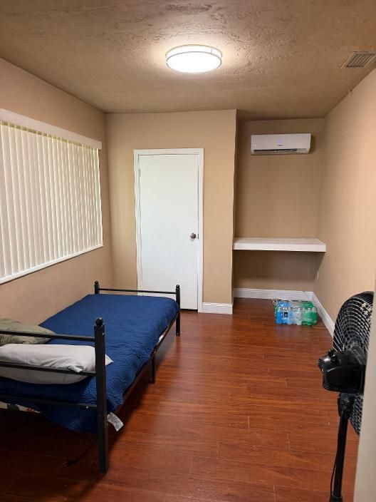 Efficiency Bedroom